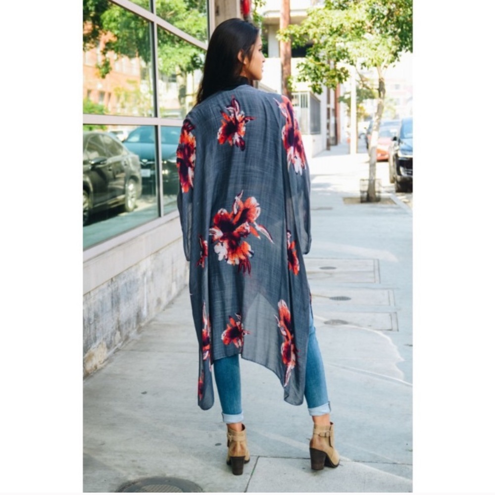 Sold do not purchase New Bohemian Print Kimono - Picture 5 of 7